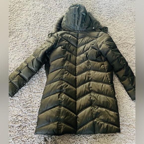 Kenneth Cole New York Jackets & Blazers - Kenneth Cole puffer down Jacket Coat olive green faux fur trim hood